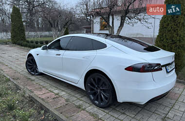 Лифтбек Tesla Model S 2020 в Харькове