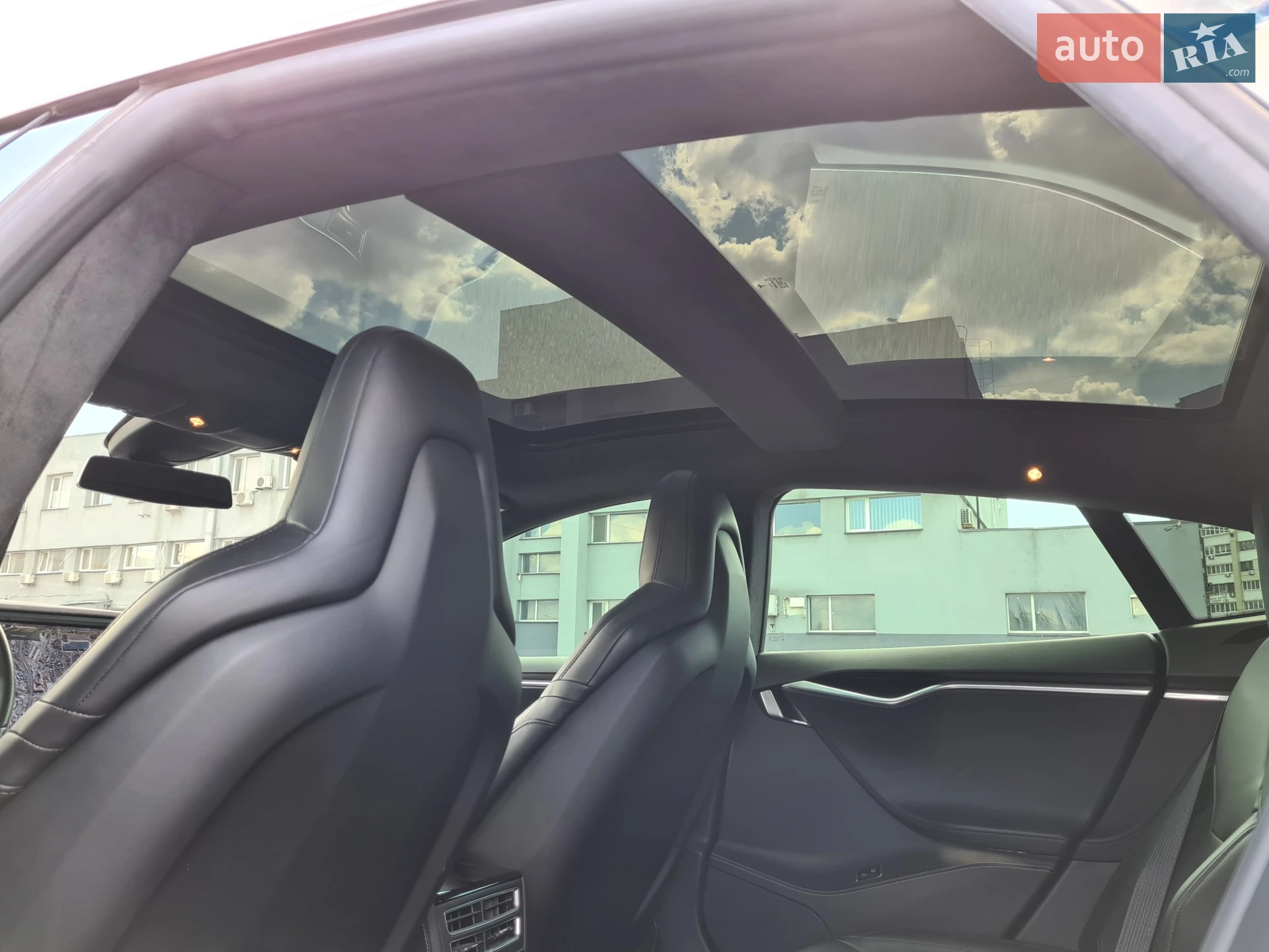 2014 Tesla Model S - мініатюра 36