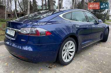Лифтбек Tesla Model S 2017 в Кропивницком