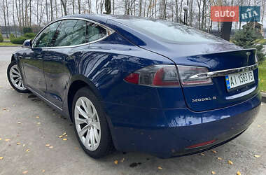 Лифтбек Tesla Model S 2017 в Кропивницком