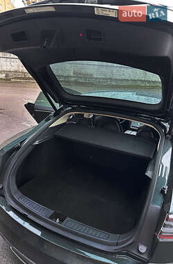 Лифтбек Tesla Model S 2014 в Киеве