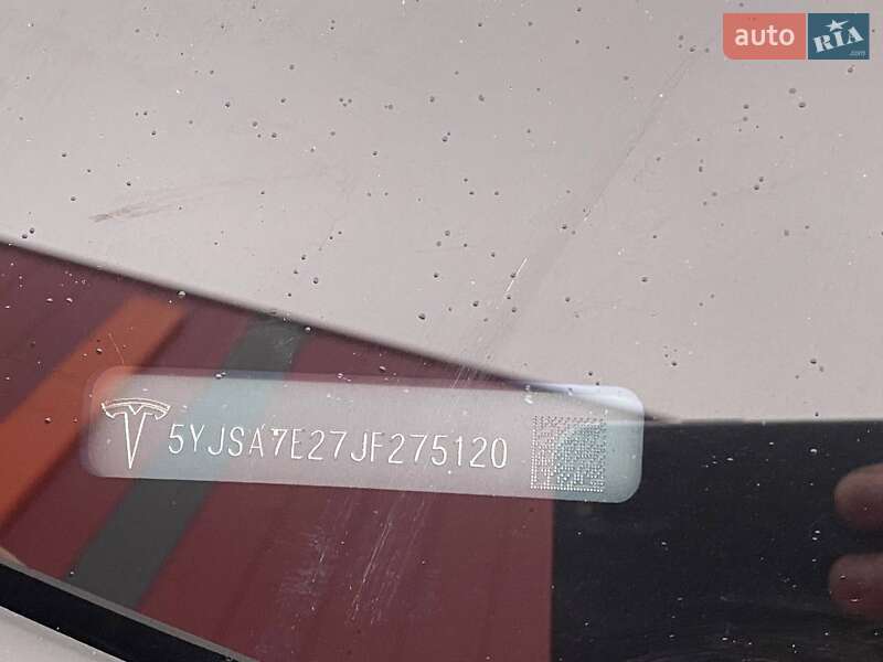 Лифтбек Tesla Model S 2018 в Киеве фото 27 Лифтбек Tesla Model S 2018 в Киеве