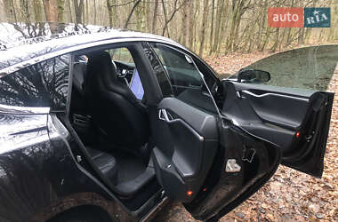 Лифтбек Tesla Model S 2016 в Житомире