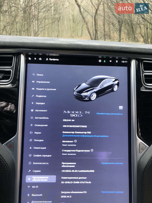 Лифтбек Tesla Model S 2016 в Житомире фото 19 Лифтбек Tesla Model S 2016 в Житомире