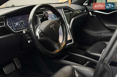 Лифтбек Tesla Model S 2015 в Тернополе фото 20 Лифтбек Tesla Model S 2015 в Тернополе
