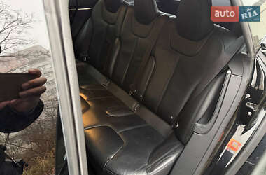 Лифтбек Tesla Model S 2015 в Тернополе фото 26 Лифтбек Tesla Model S 2015 в Тернополе
