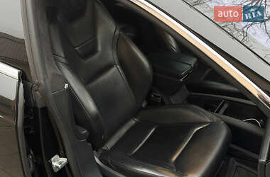 Лифтбек Tesla Model S 2015 в Тернополе фото 34 Лифтбек Tesla Model S 2015 в Тернополе