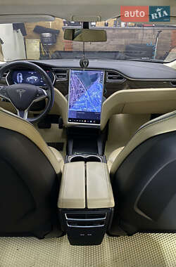 Лифтбек Tesla Model S 2014 в Харькове