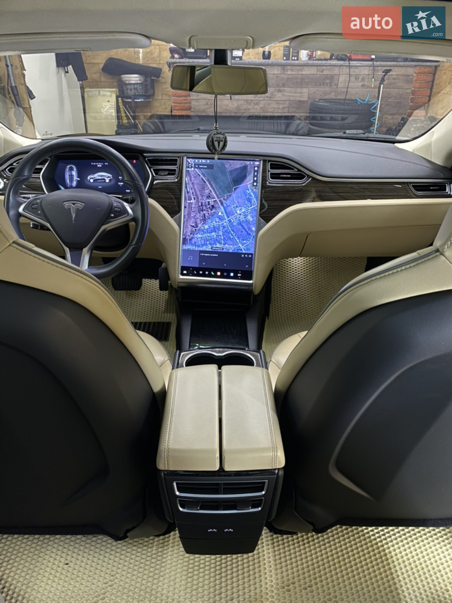 2014 Tesla Model S - мініатюра 9