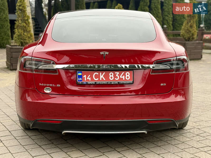Лифтбек Tesla Model S 2014 в Тернополе