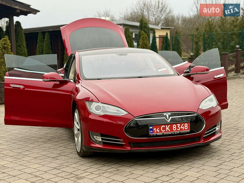 Лифтбек Tesla Model S 2014 в Тернополе