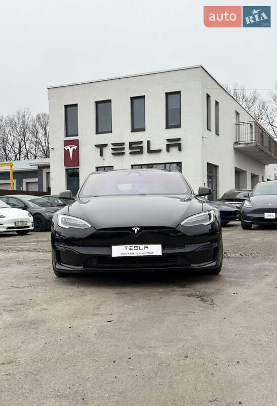 Tesla Model S 2021