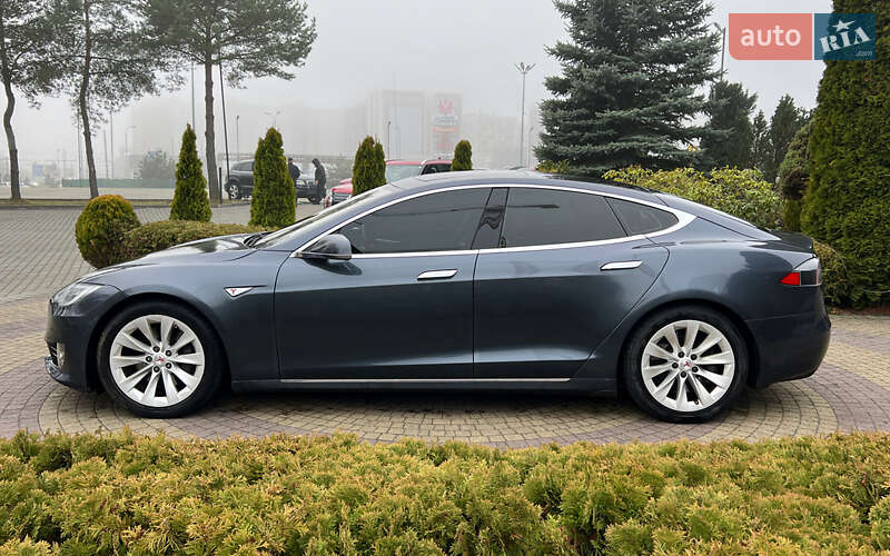 Лифтбек Tesla Model S 2016 в Львове фото 4 Лифтбек Tesla Model S 2016 в Львове