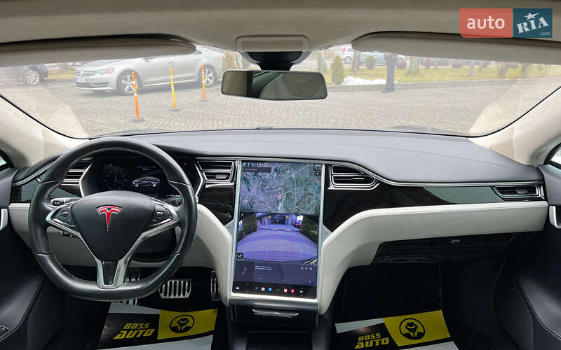 Лифтбек Tesla Model S 2016 в Львове фото 14 Лифтбек Tesla Model S 2016 в Львове