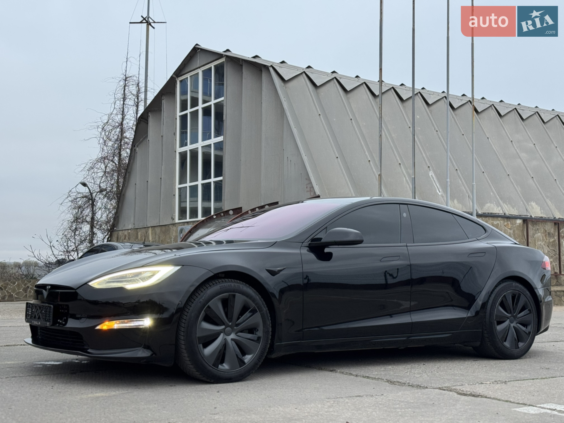 2022 Tesla Model S - мініатюра 11
