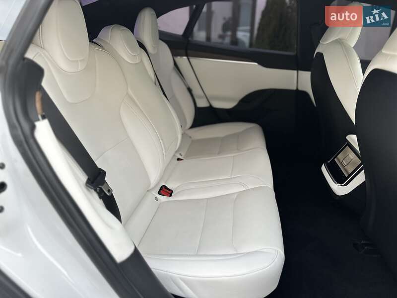 Лифтбек Tesla Model S 2022 в Виннице фото 23 Лифтбек Tesla Model S 2022 в Виннице