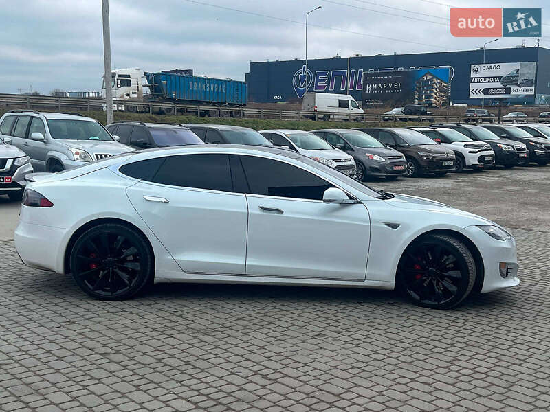 Лифтбек Tesla Model S 2015 в Львове фото 6 Лифтбек Tesla Model S 2015 в Львове
