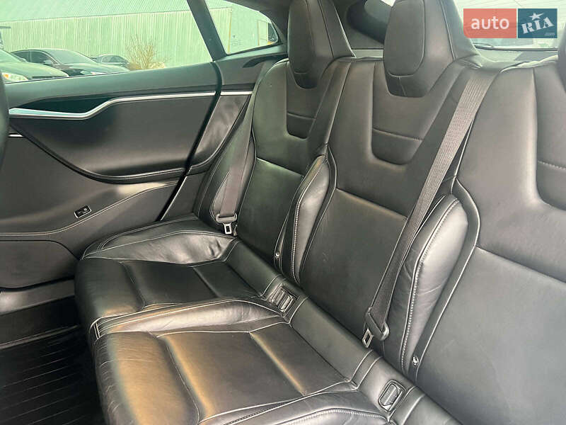 Лифтбек Tesla Model S 2015 в Львове фото 25 Лифтбек Tesla Model S 2015 в Львове