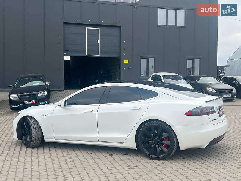 Лифтбек Tesla Model S 2015 в Львове фото 10 Лифтбек Tesla Model S 2015 в Львове
