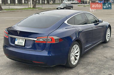 Лифтбек Tesla Model S 2017 в Николаеве