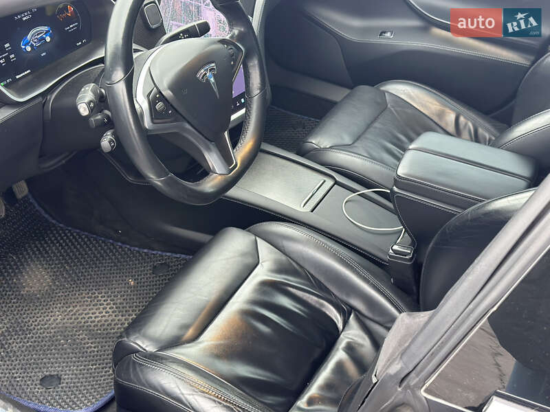 Лифтбек Tesla Model S 2017 в Николаеве фото 7 Лифтбек Tesla Model S 2017 в Николаеве