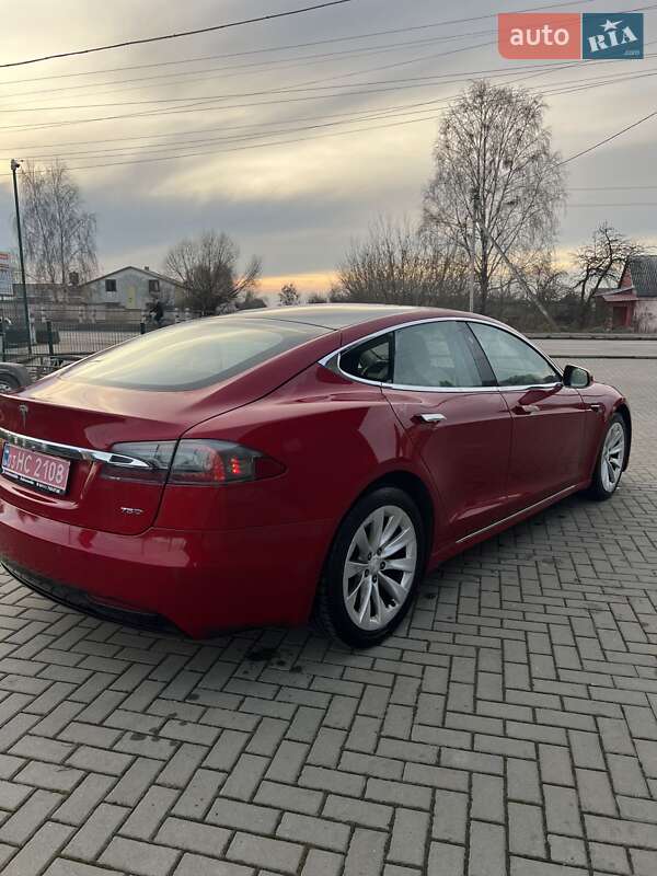 Лифтбек Tesla Model S 2018 в Сарнах фото 9 Лифтбек Tesla Model S 2018 в Сарнах