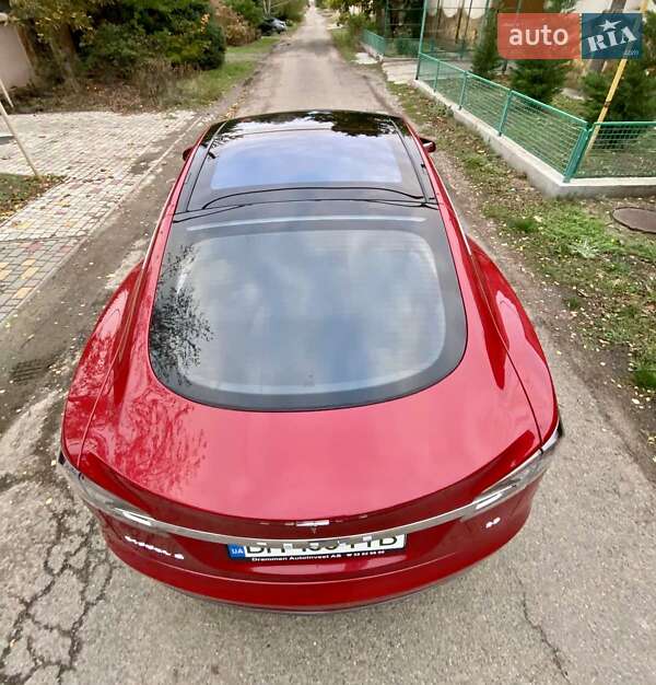 Лифтбек Tesla Model S 2013 в Одессе фото 15 Лифтбек Tesla Model S 2013 в Одессе