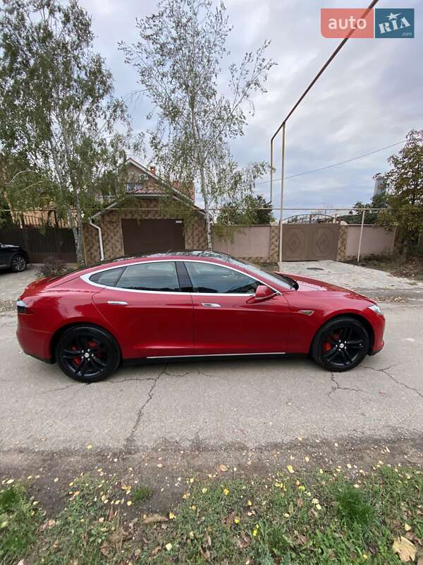 Лифтбек Tesla Model S 2013 в Одессе фото 11 Лифтбек Tesla Model S 2013 в Одессе