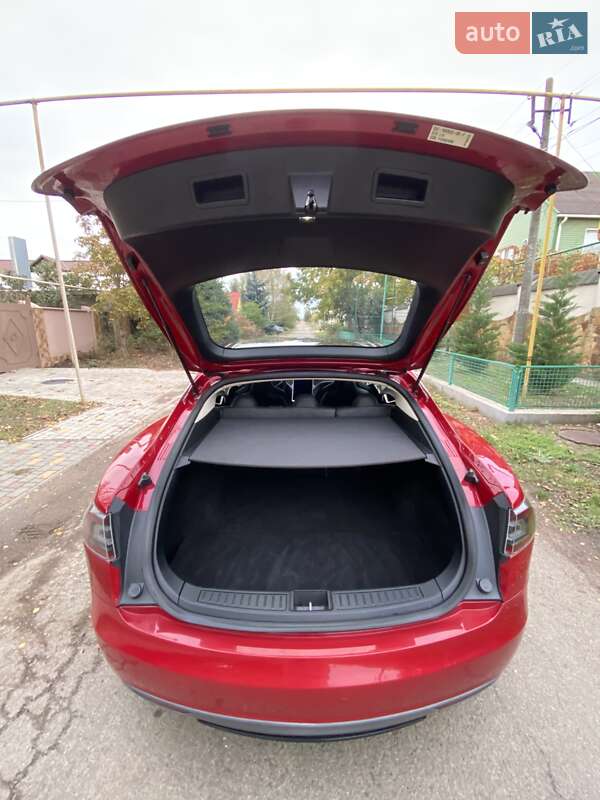 Лифтбек Tesla Model S 2013 в Одессе фото 16 Лифтбек Tesla Model S 2013 в Одессе