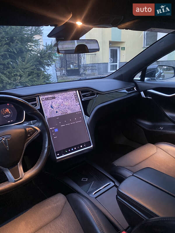 Лифтбек Tesla Model S 2018 в Ровно фото 7 Лифтбек Tesla Model S 2018 в Ровно