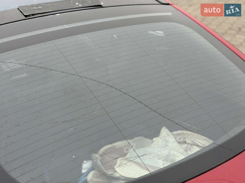 Лифтбек Tesla Model S 2015 в Луцке