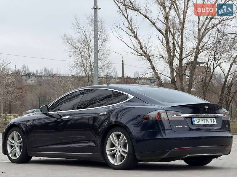 Лифтбек Tesla Model S 2013 в Запорожье фото 7 Лифтбек Tesla Model S 2013 в Запорожье