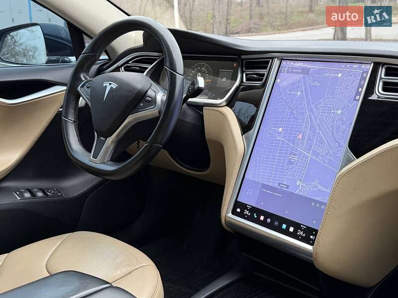 Лифтбек Tesla Model S 2013 в Запорожье фото 12 Лифтбек Tesla Model S 2013 в Запорожье