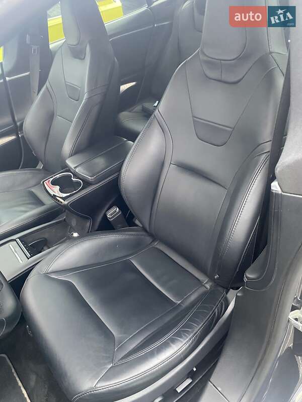 Лифтбек Tesla Model S 2016 в Одессе фото 7 Лифтбек Tesla Model S 2016 в Одессе
