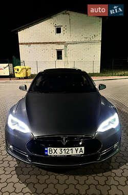 Ліфтбек Tesla Model S 2014 в Києві