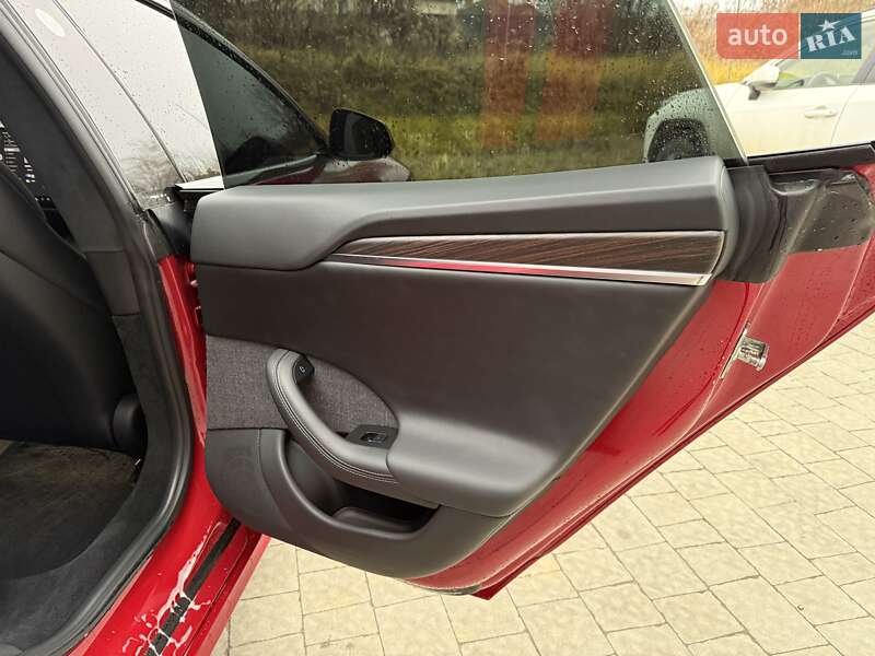 Лифтбек Tesla Model S 2021 в Львове фото 80 Лифтбек Tesla Model S 2021 в Львове