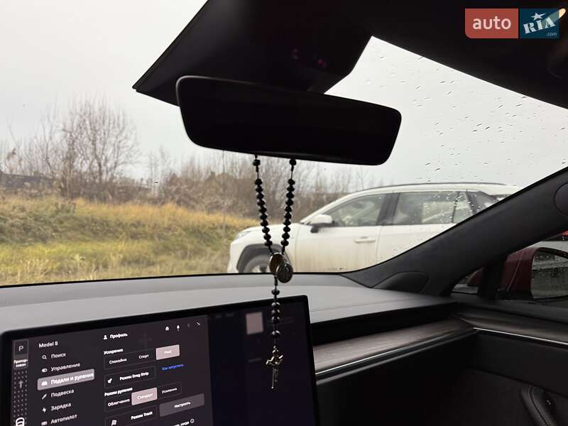 Лифтбек Tesla Model S 2021 в Львове фото 93 Лифтбек Tesla Model S 2021 в Львове