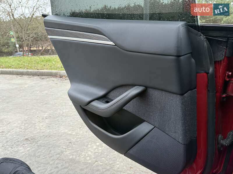 Лифтбек Tesla Model S 2021 в Львове фото 105 Лифтбек Tesla Model S 2021 в Львове