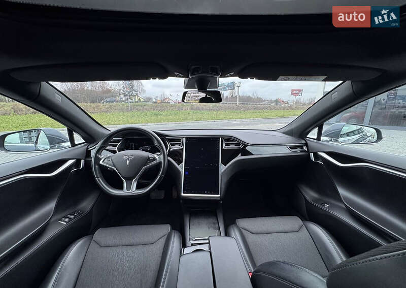 Лифтбек Tesla Model S 2017 в Львове фото 5 Лифтбек Tesla Model S 2017 в Львове