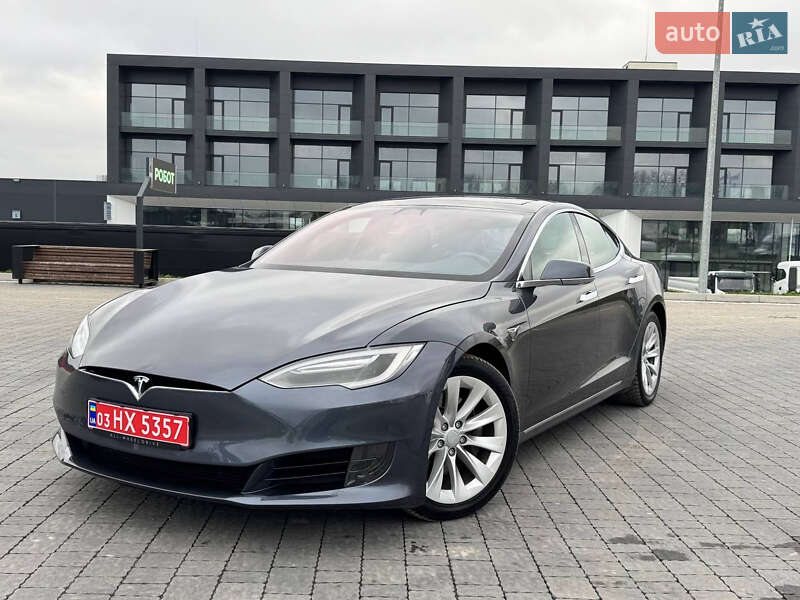 Лифтбек Tesla Model S 2017 в Львове фото 14 Лифтбек Tesla Model S 2017 в Львове