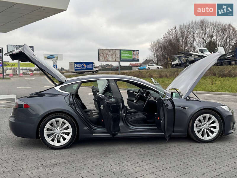 Лифтбек Tesla Model S 2017 в Львове фото 20 Лифтбек Tesla Model S 2017 в Львове