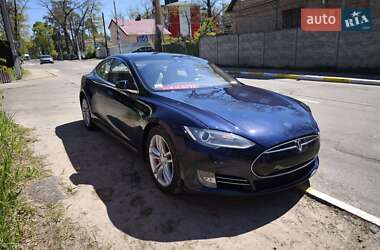 Ліфтбек Tesla Model S 2014 в Ірпені