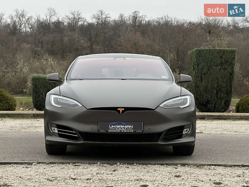 Лифтбек Tesla Model S 2018 в Днепре