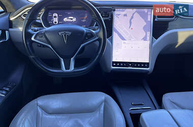 Лифтбек Tesla Model S 2016 в Украинке