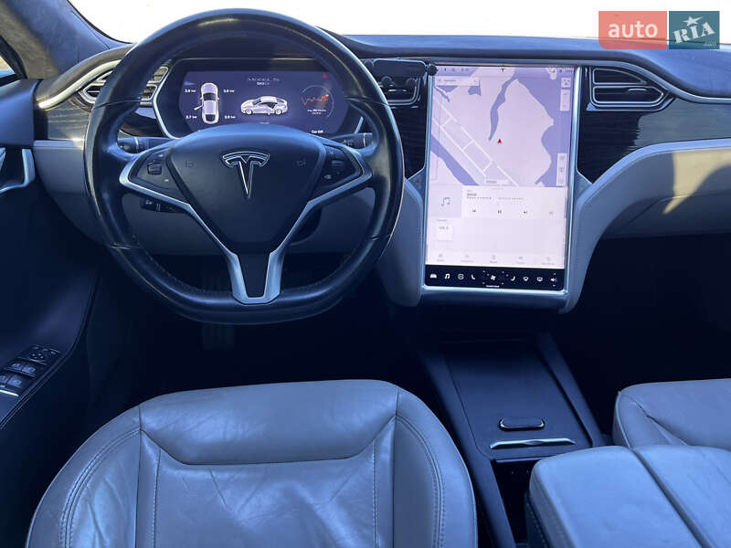 Лифтбек Tesla Model S 2016 в Виннице фото 9 Лифтбек Tesla Model S 2016 в Виннице