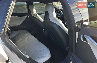 Лифтбек Tesla Model S 2016 в Украинке