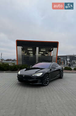 Лифтбек Tesla Model S 2017 в Харькове