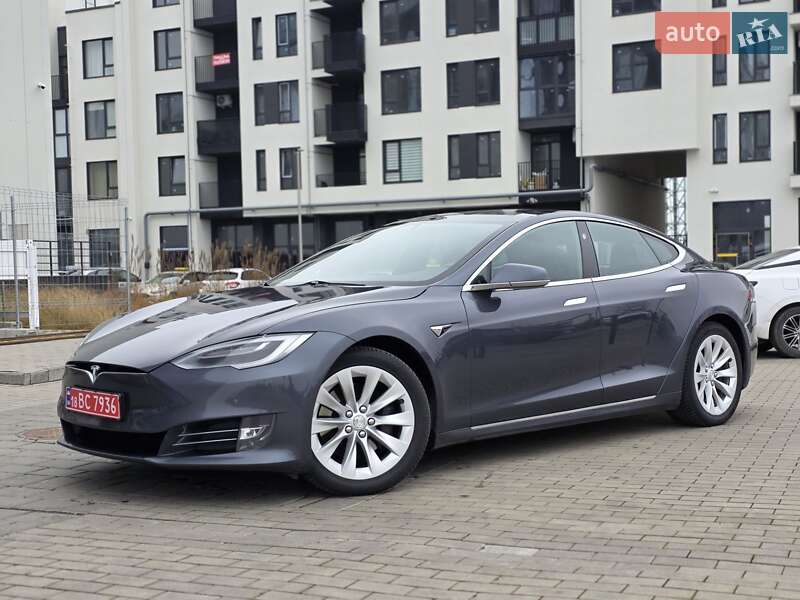 Лифтбек Tesla Model S 2019 в Ровно фото 3 Лифтбек Tesla Model S 2019 в Ровно