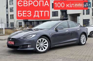 Ліфтбек Tesla Model S 2019 в Рівному