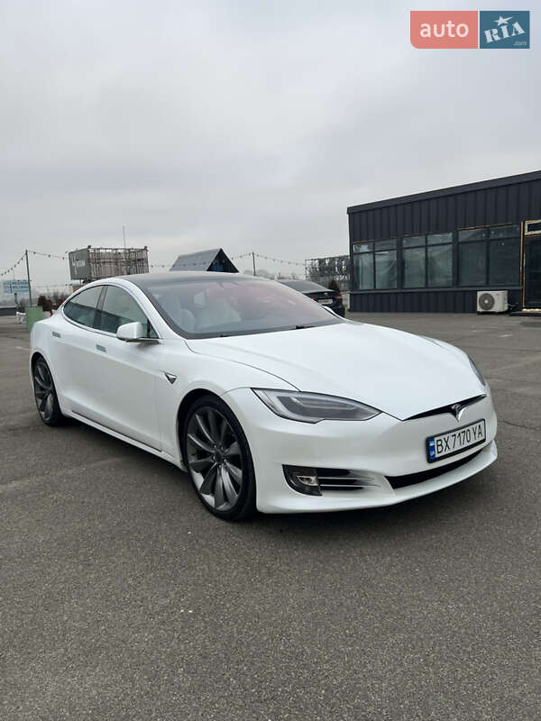 Лифтбек Tesla Model S 2019 в Киеве фото 14 Лифтбек Tesla Model S 2019 в Киеве